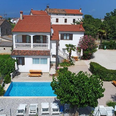 Apartments Ella Porec Exterior photo