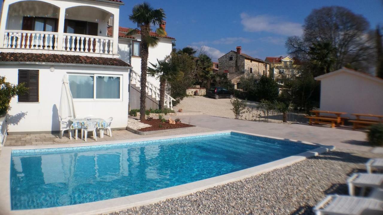 Apartments Ella Porec Exterior photo